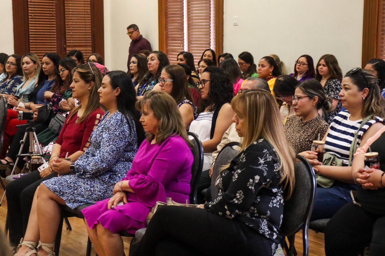 En el marco del Día de las Madres, la Unidad de Igualdad de Género celebró a las mamás de la Secretaría con un emotivo evento cultural
